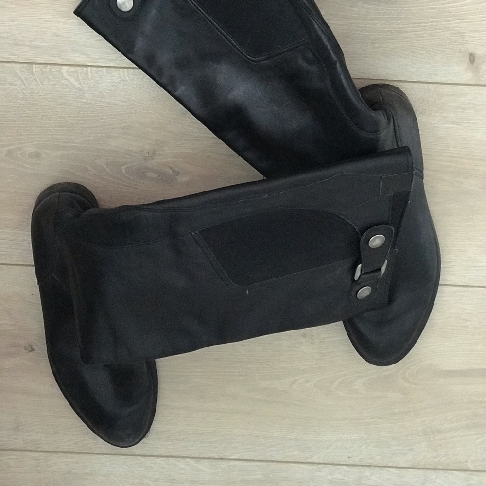 Leather boots